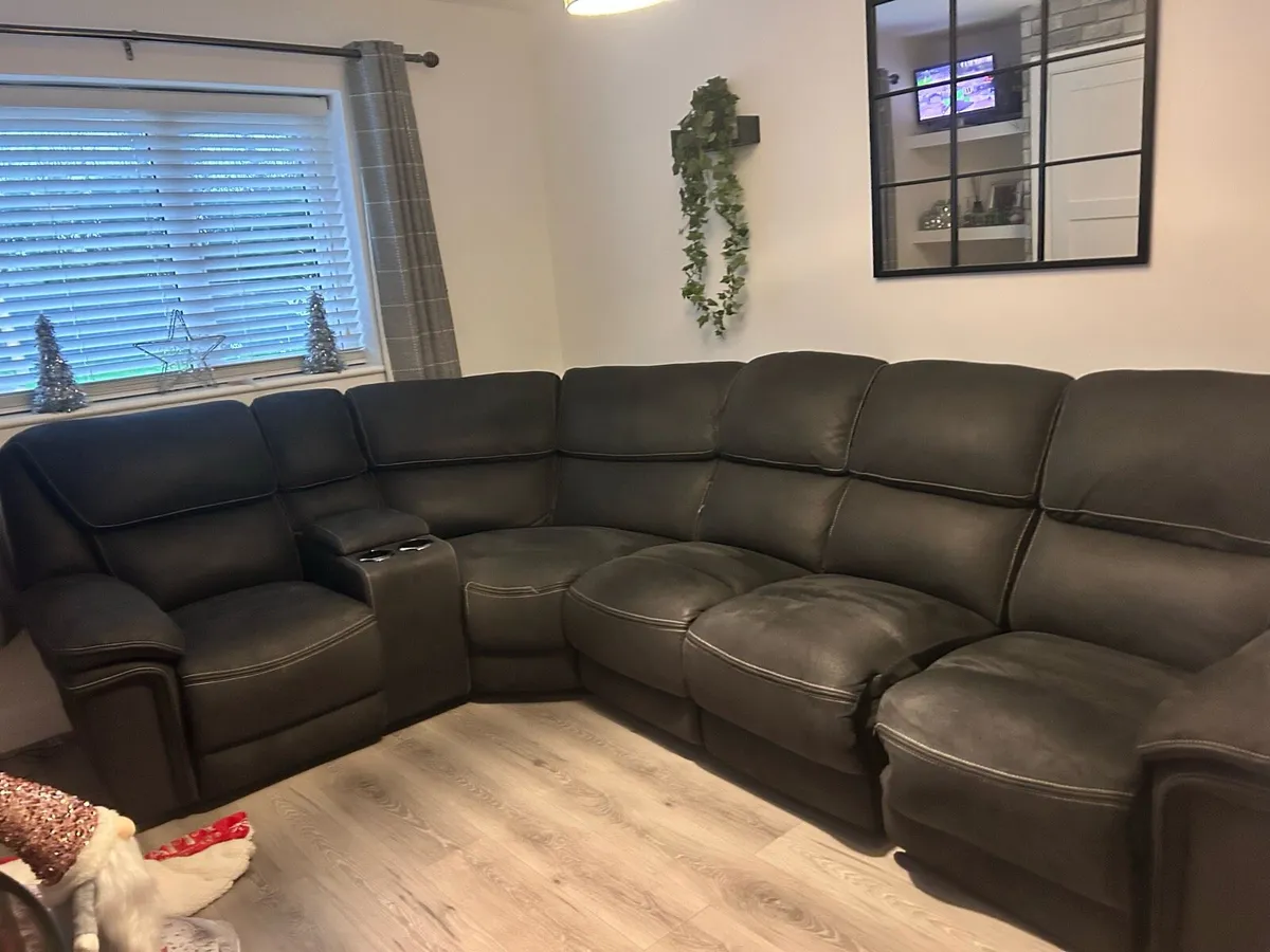 Corner sofa with centre console - Image 2