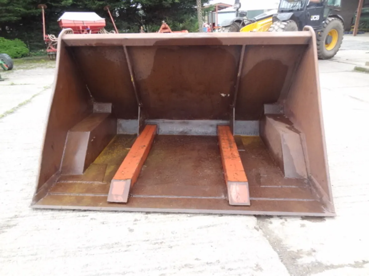 7FT Large Capacity Bucket - Image 2