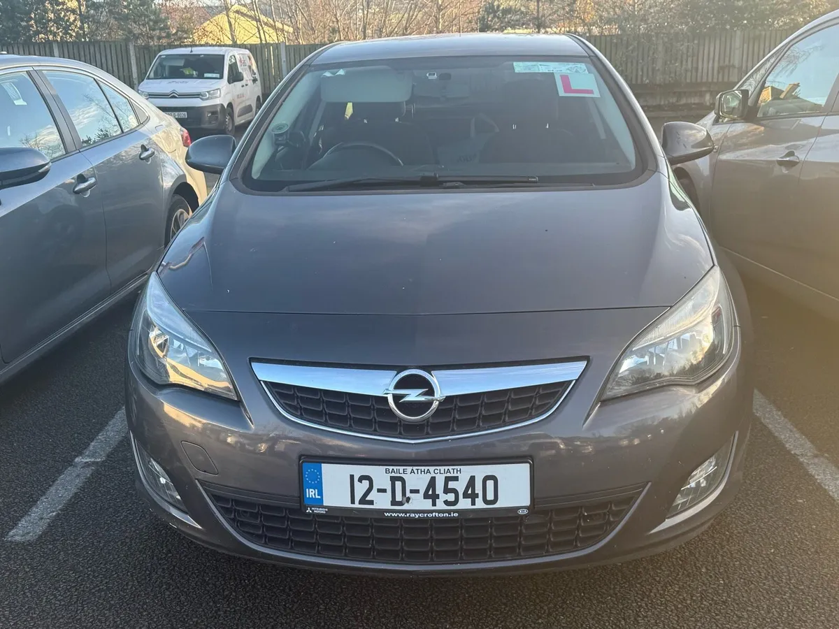 2012 Opel Astra J 1.7 CDTI – Manual - Image 1