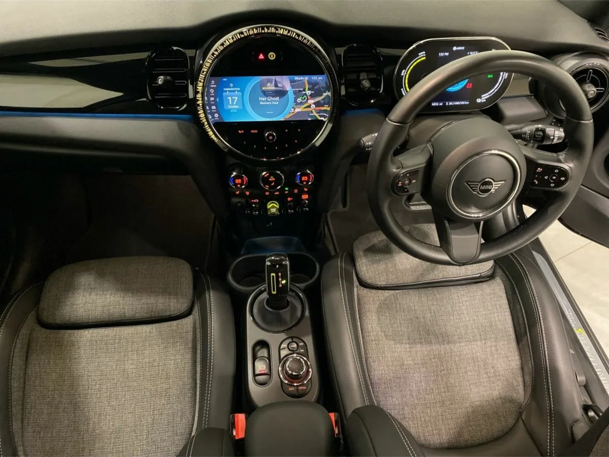 Mini Cooper Electric Level 2 - Image 4