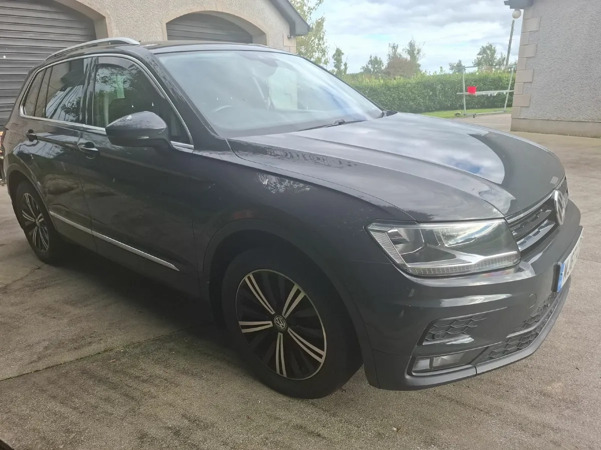 Volkswagen Tiguan 2018 - Image 2