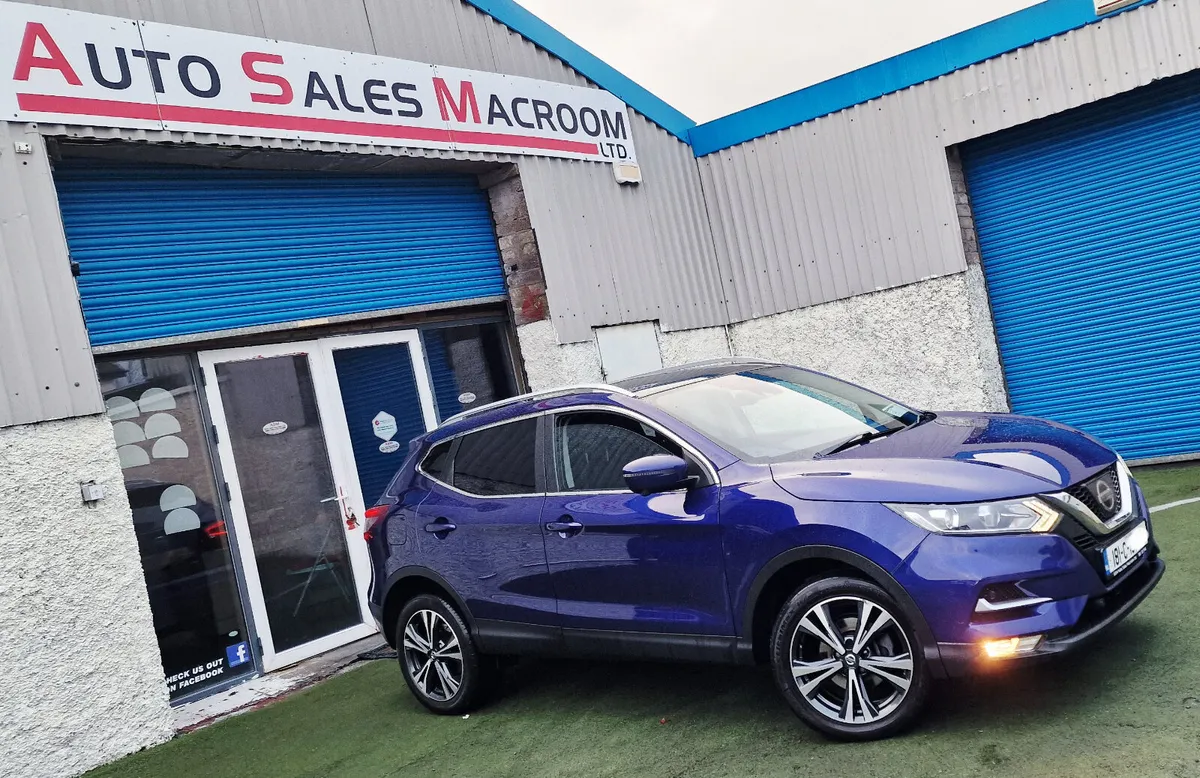 Nissan Qashqai N-CONNECTA 360 CAMERA NAV - Image 1