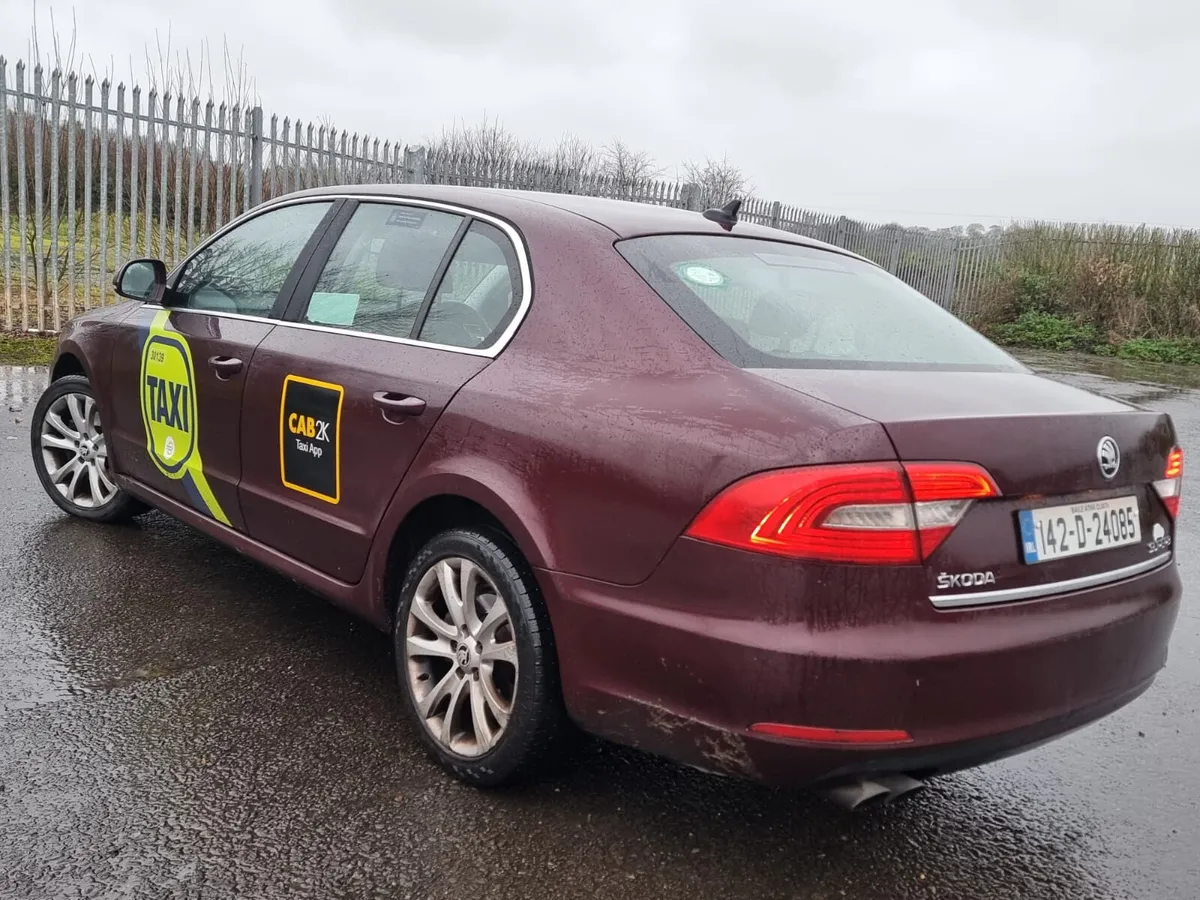2014 SKODA SUPERB DIESEL NCT&TAX €2,222 - Image 4