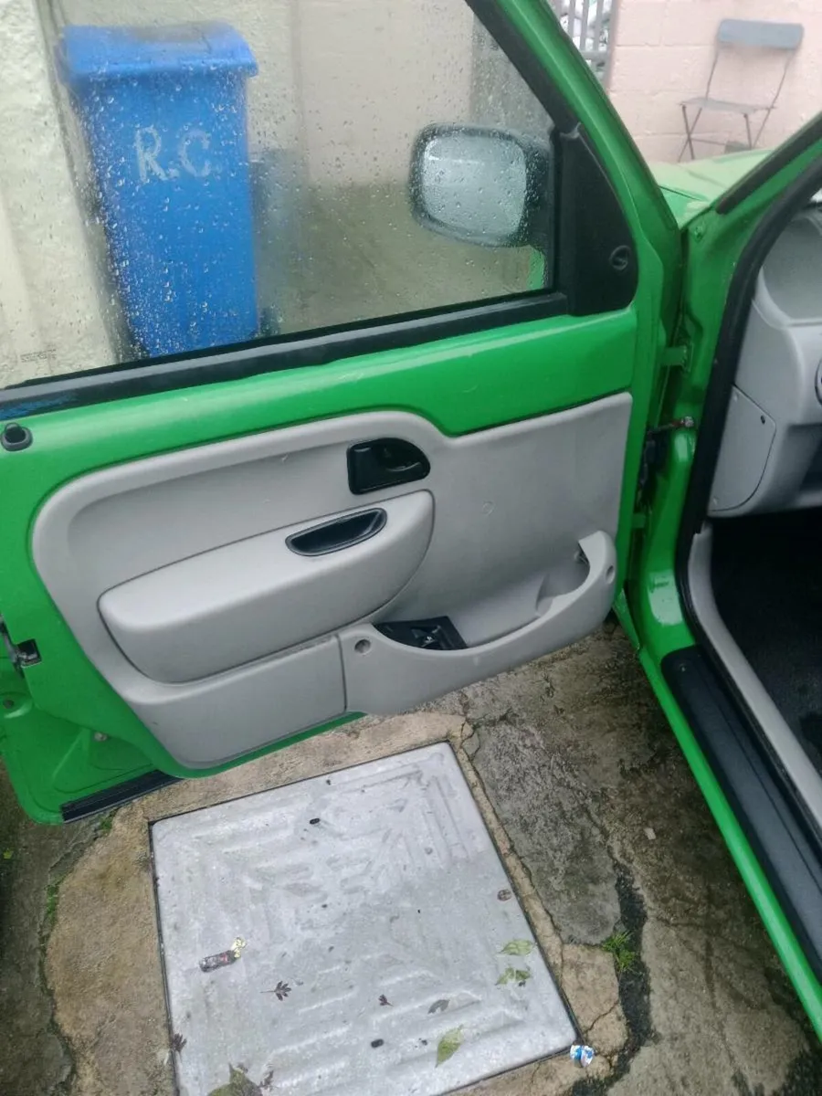 Renault kangoo text message me - Image 3