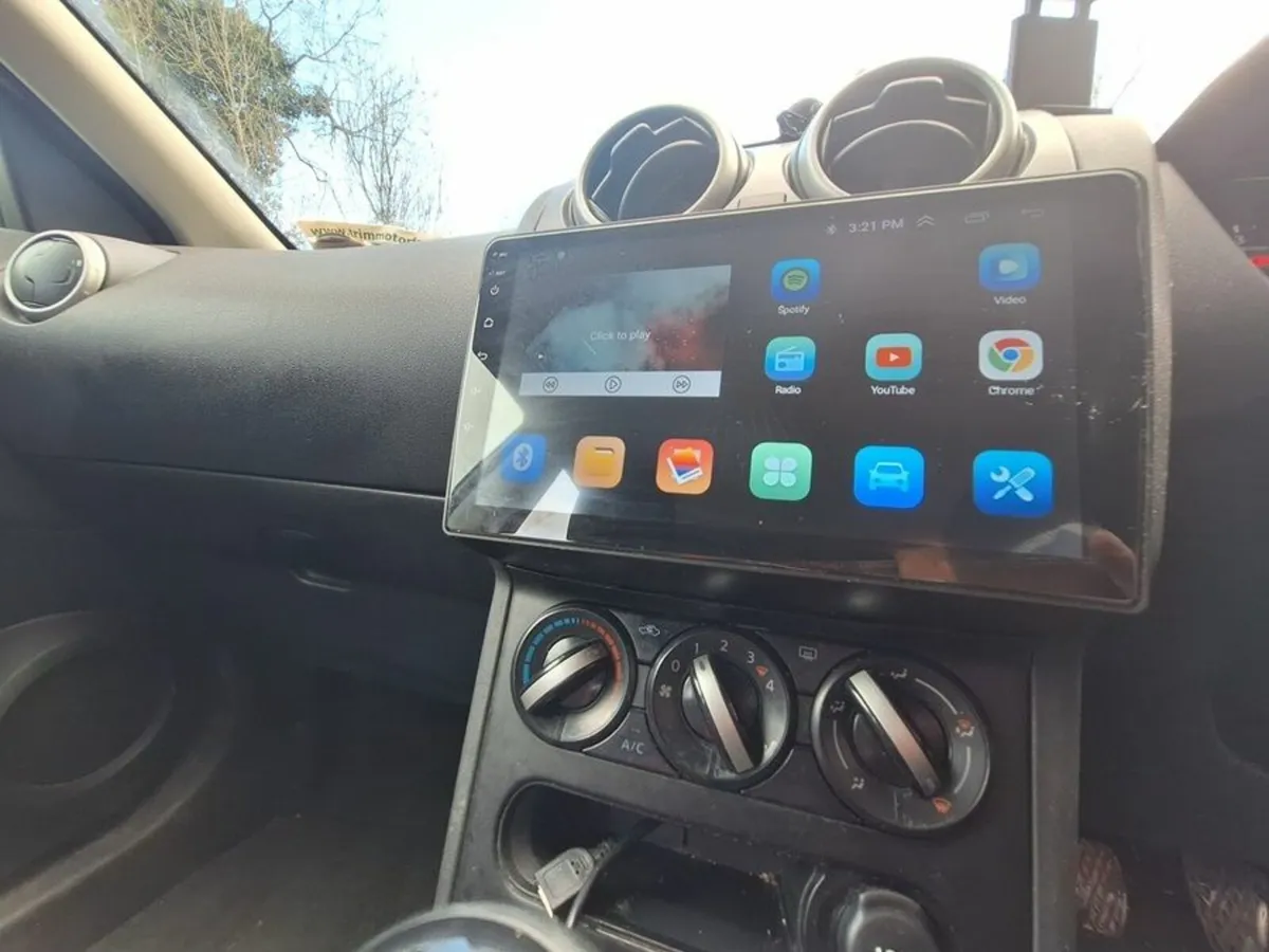 Nissan Qashqai 2011 - Image 2