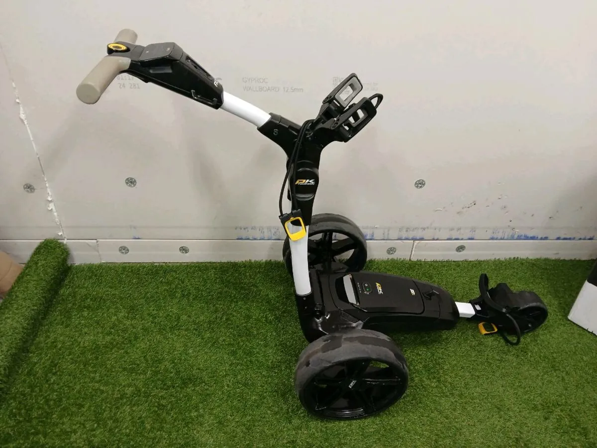 Powakaddy FX3 at Golf Concepts - Image 1