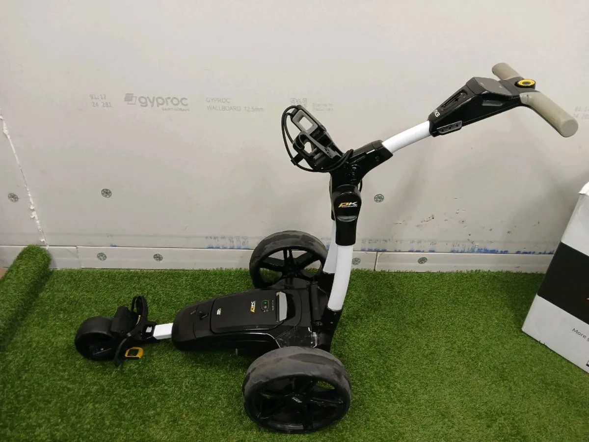 Powakaddy FX3 at Golf Concepts - Image 4