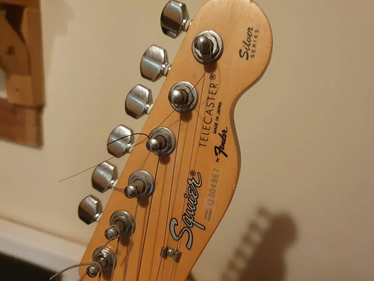 Electric guitar fender - Image 2