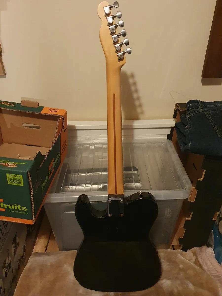 Electric guitar fender - Image 4