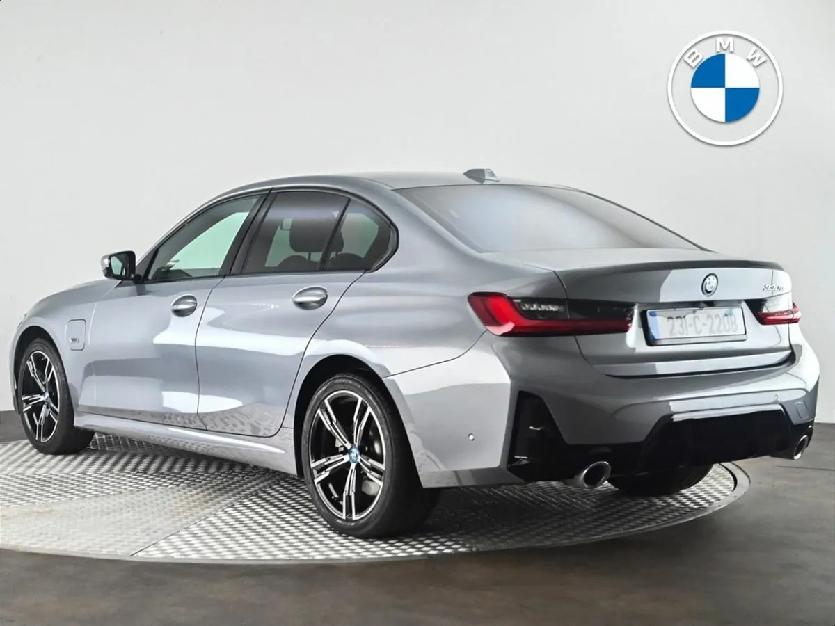 BMW 3-Series 330e M Sport Saloon - Image 3
