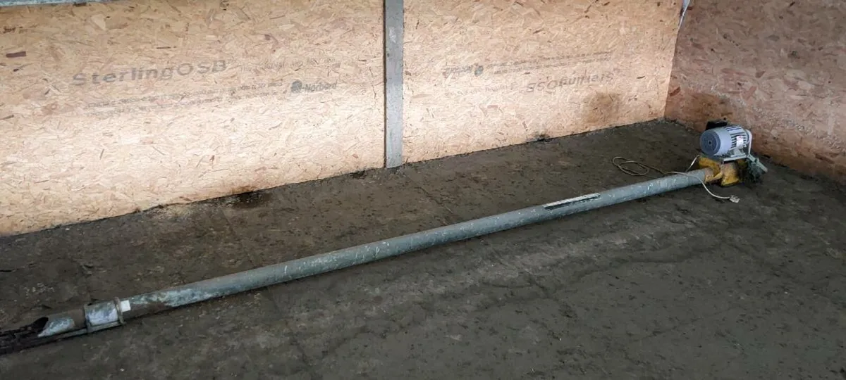 Over-Head Corn Grain Hopper & Auger - Image 2