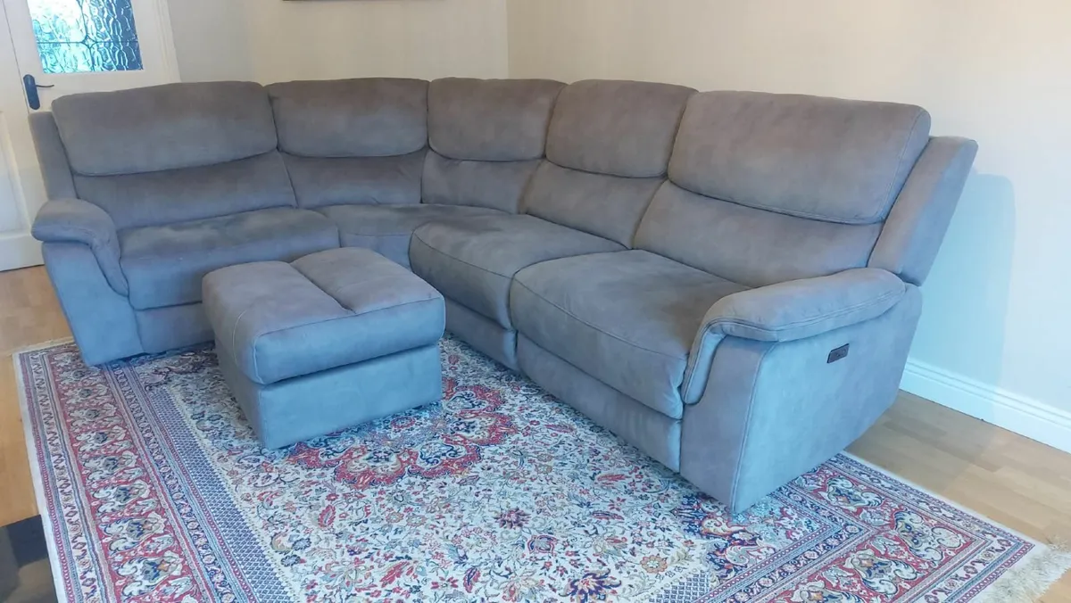 🛋️ Luxury Corner Recliner Sofa & Ottoman - Image 1