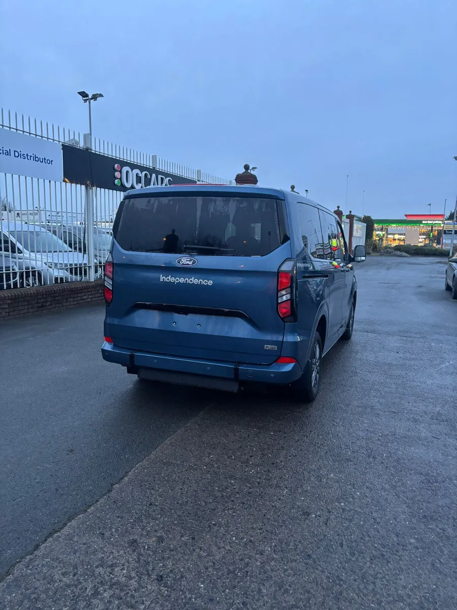 2026 Ford Tourneo Custom Independence - Image 4