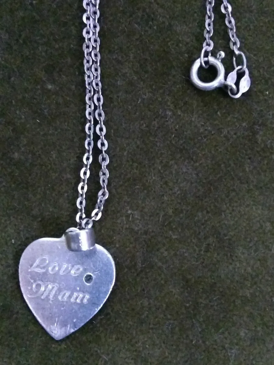 Vintage 925 Silver 'Holly' Heart Necklace - Image 3