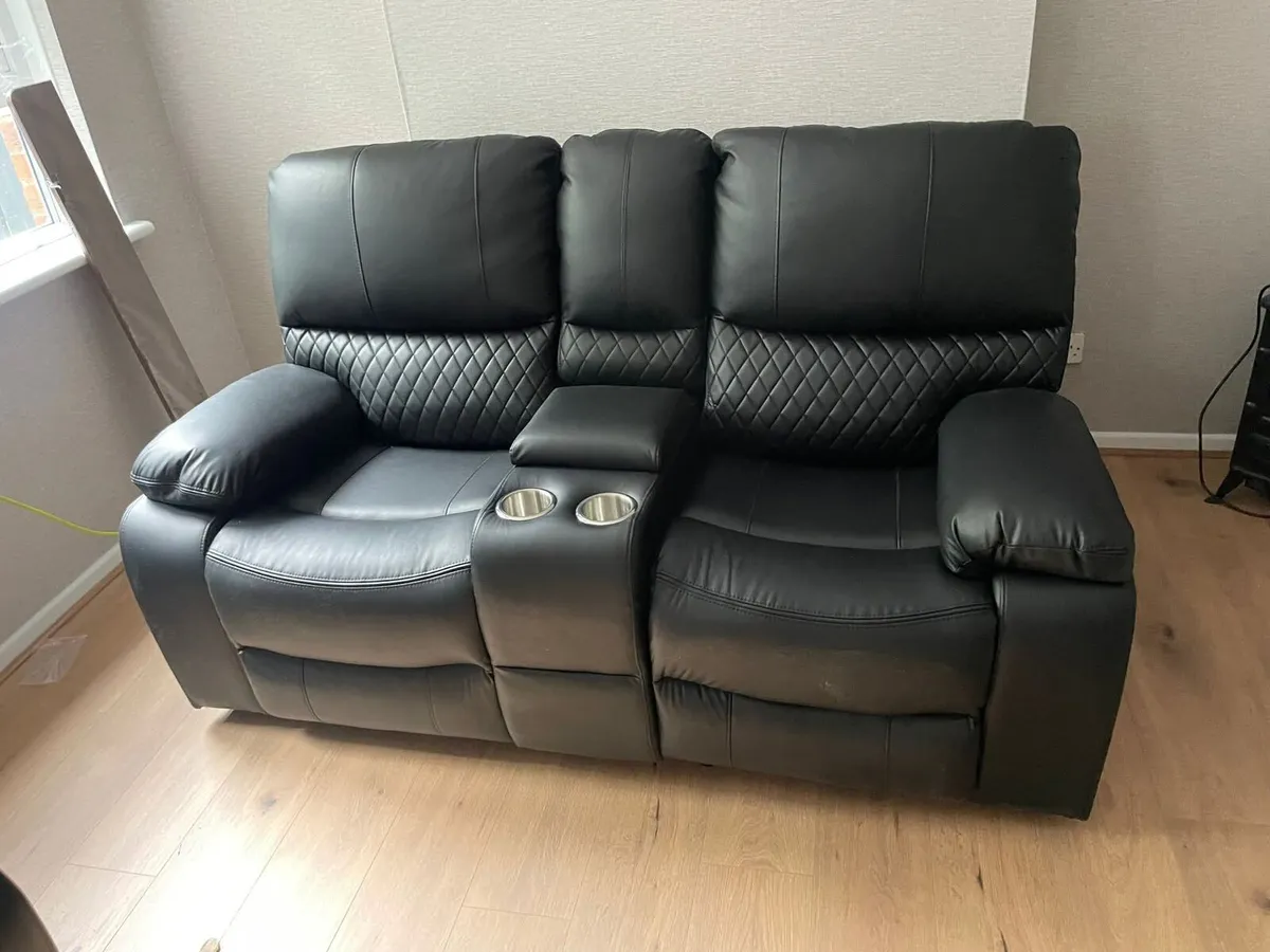 Rita Black Leather Manual Recliner Sofa Set - Image 3
