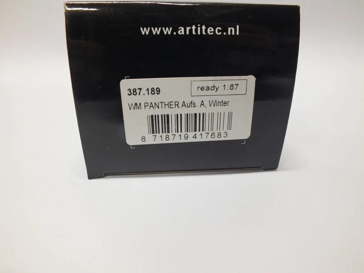 Military models - Image 2