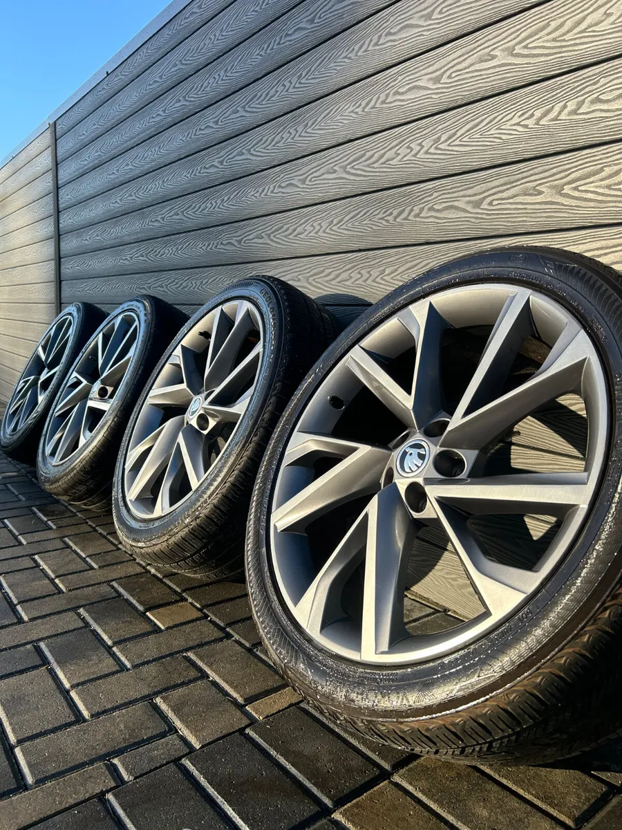 20” GENUINE SKODA KODIAQ SPORTLINE ALLOY’S & TYRES - Image 1