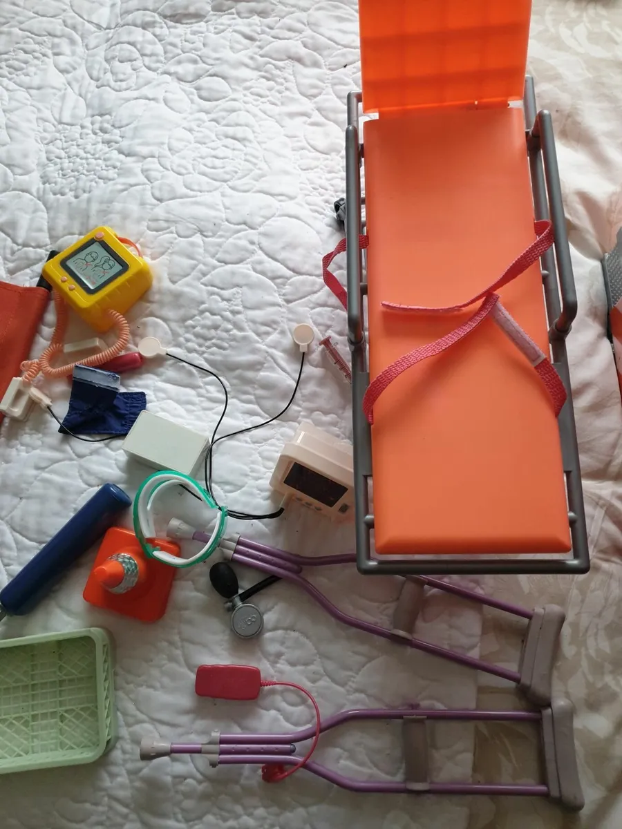 Our Generation Toy Ambulance with Accessories - Image 2