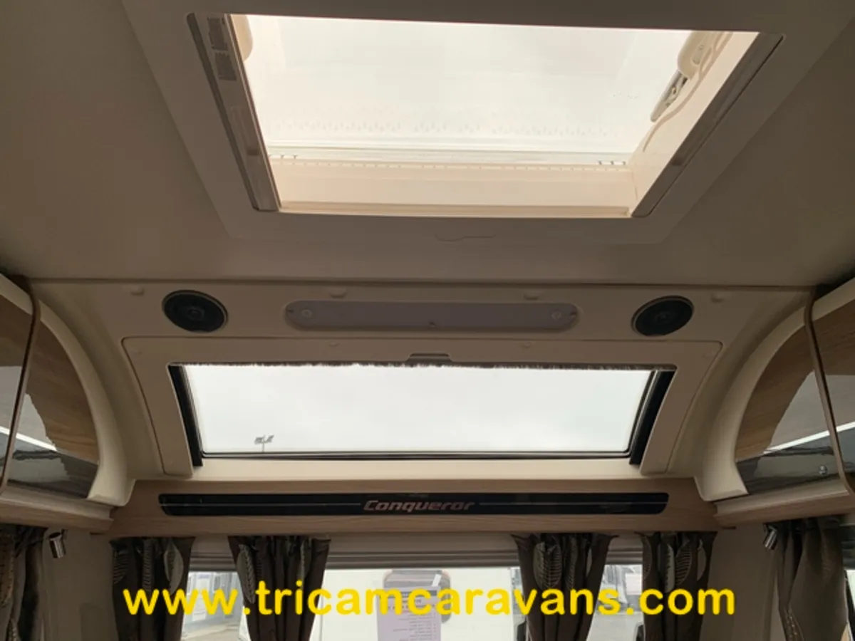 2016 Swift Conqueror 565/4 Twin Fixed Beds - Image 3