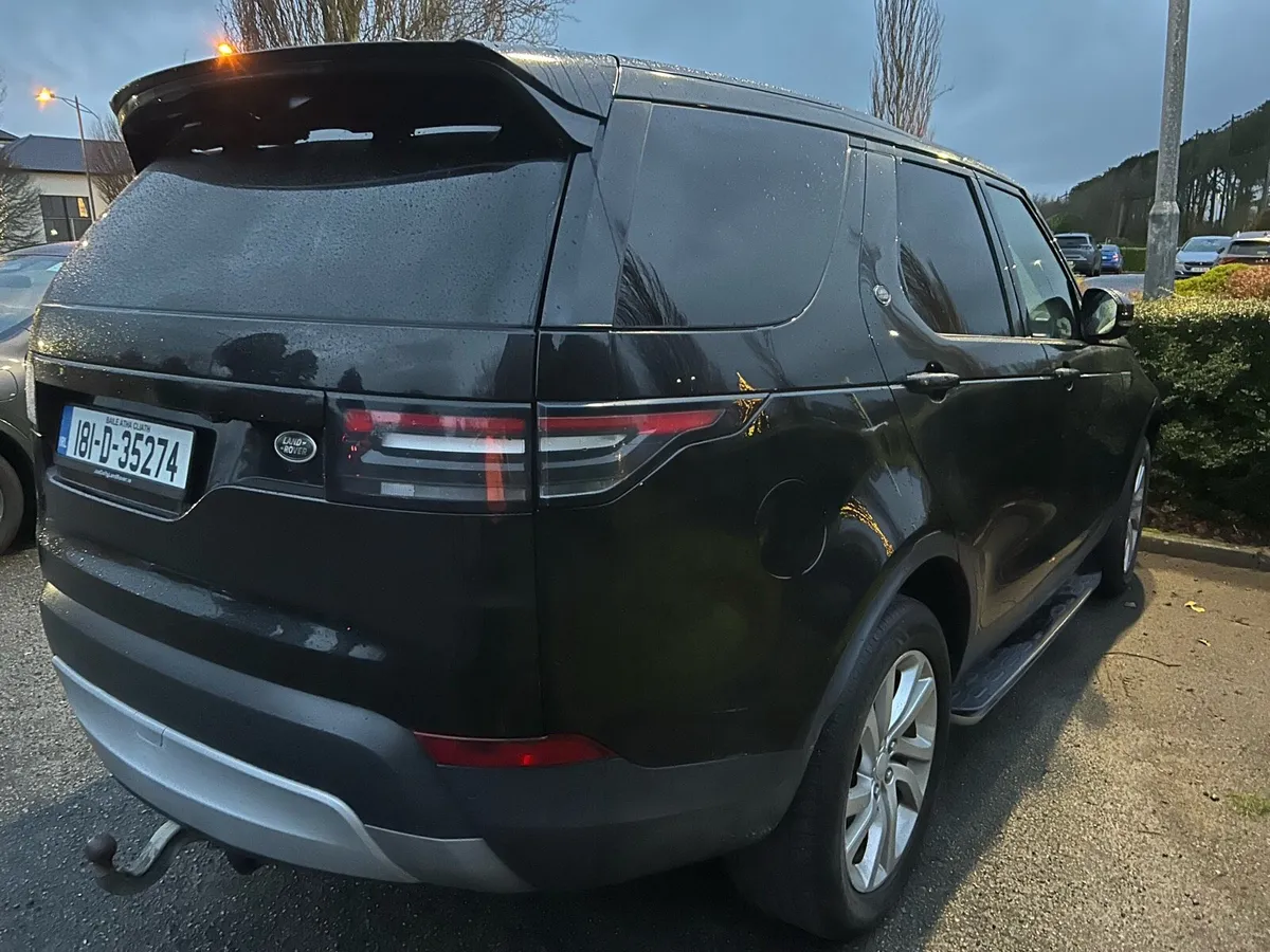 Landrover Discovery 5 SE - Image 1