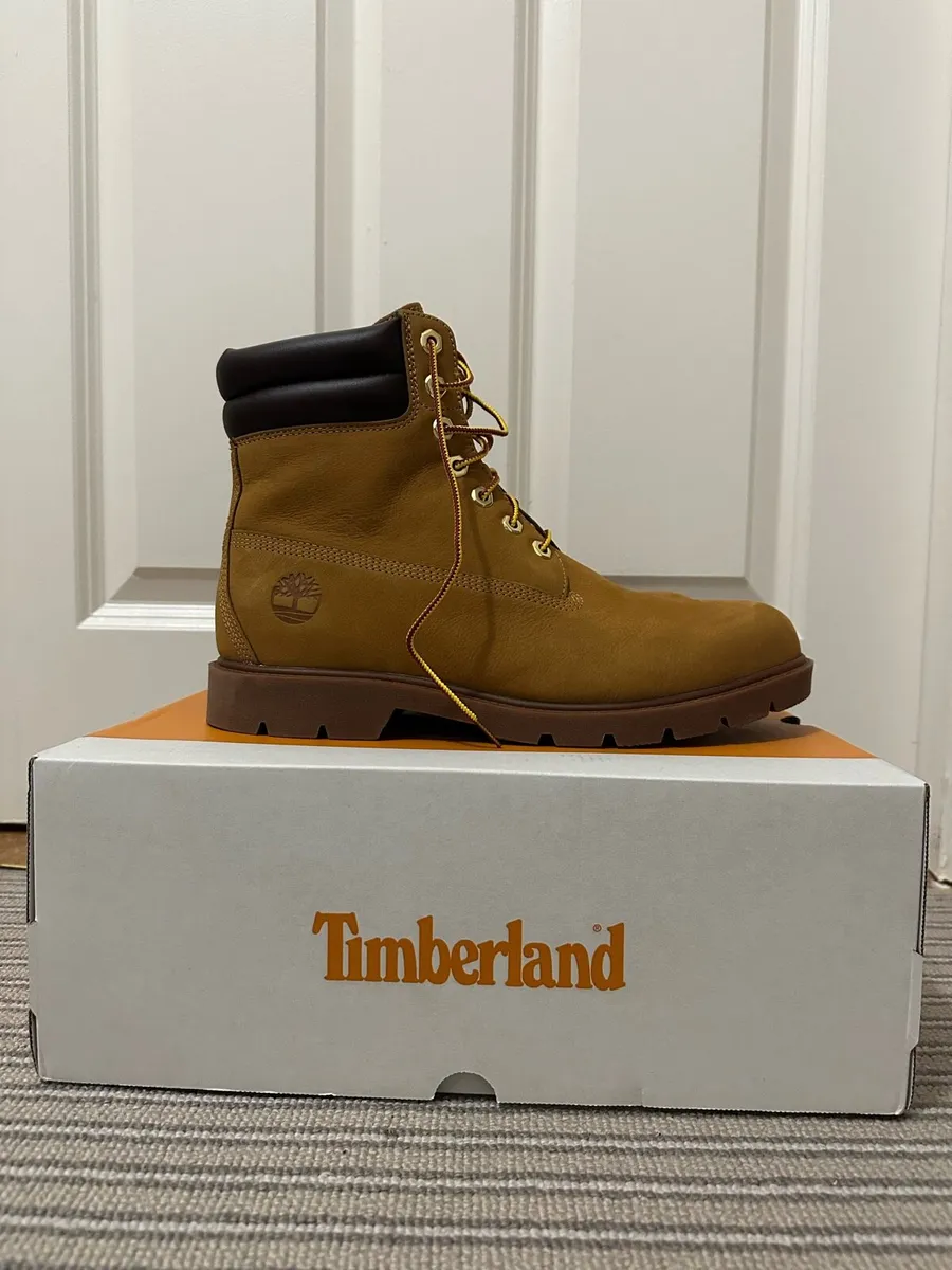 Timberland Men’s 6in Water Resistant Boots - Image 1