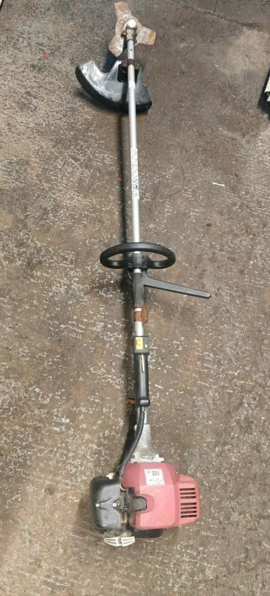 Brush cutter - Image 1