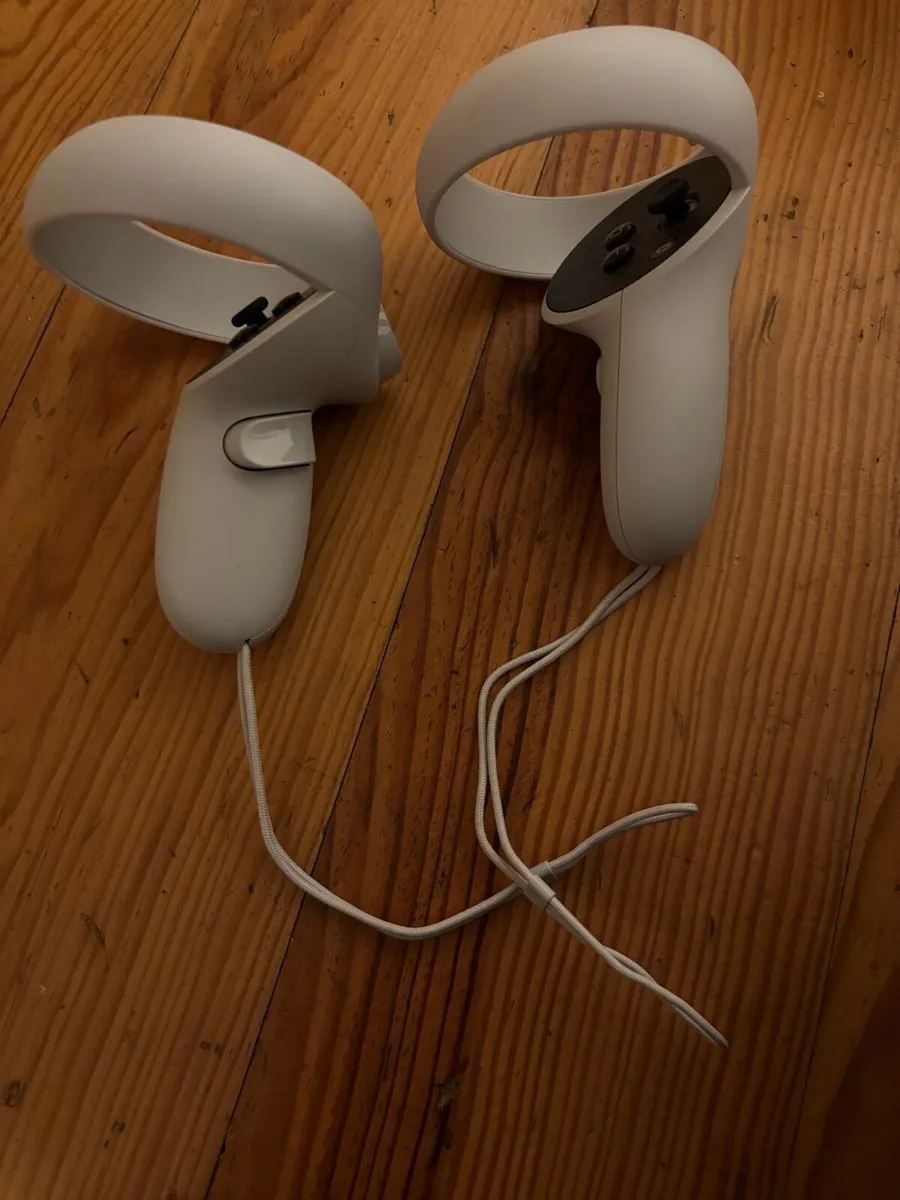 Meta Quest 2 - Image 4