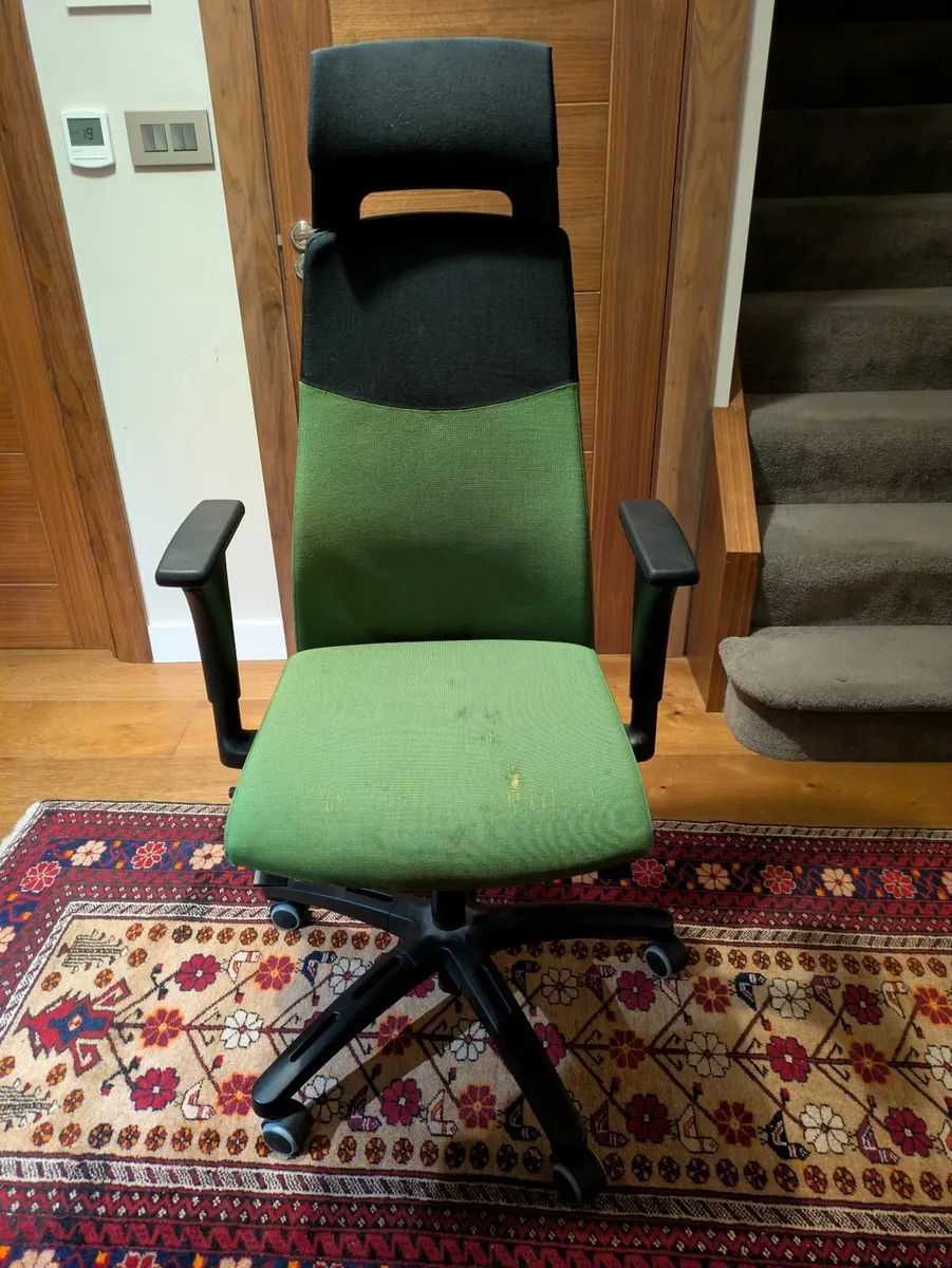 Office Chair - Image 1