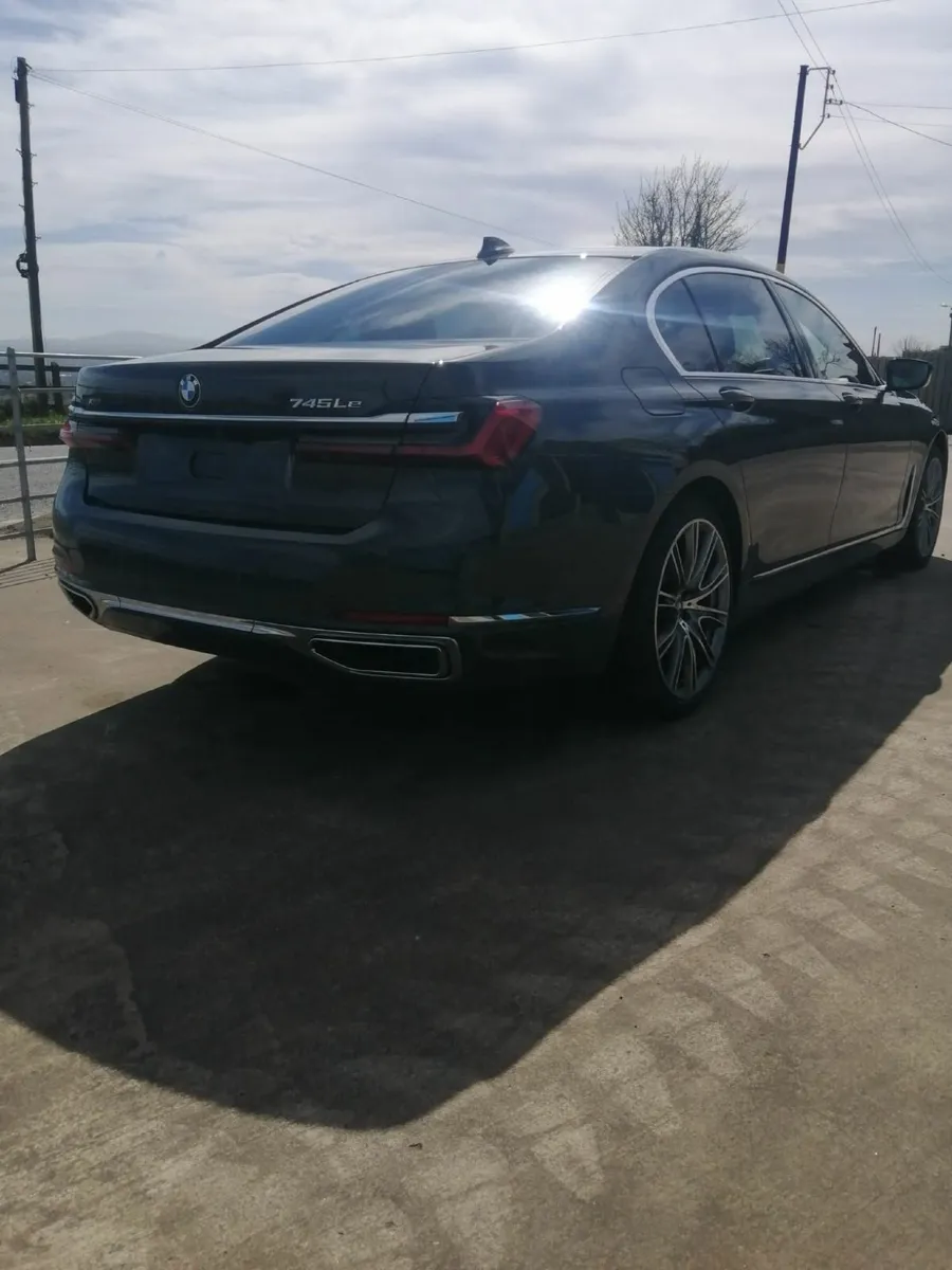 2021 (Oct) BMW 7 Series 745Le LWB Hybrid - Image 3