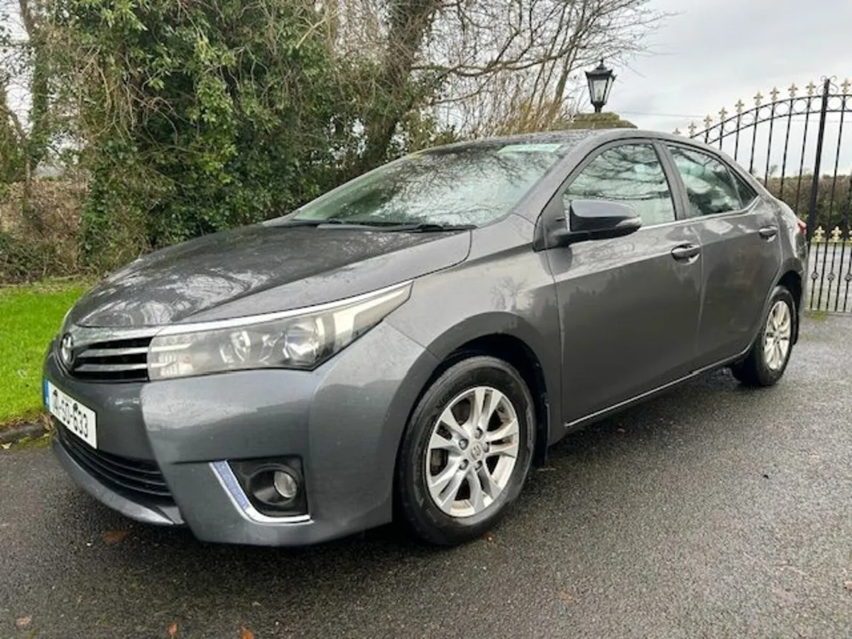 Toyota Corolla 2014 - Image 1