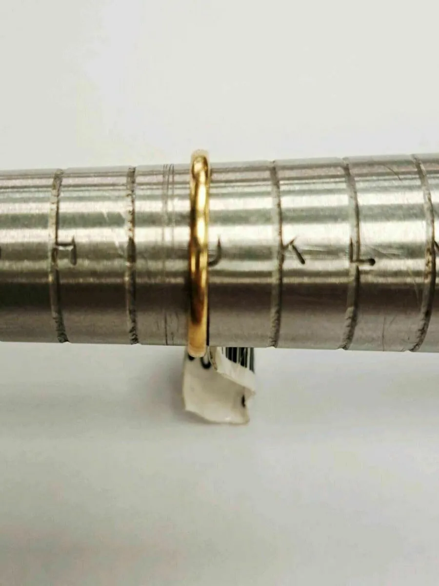 9K Emerald Diamond Ring 9CT - Image 4