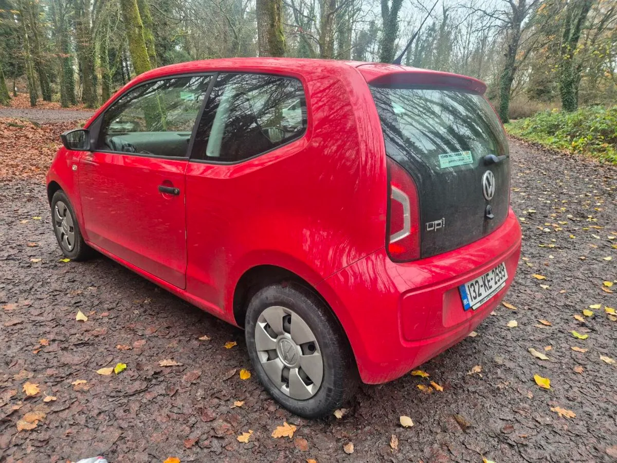 132 VW UP - Image 2