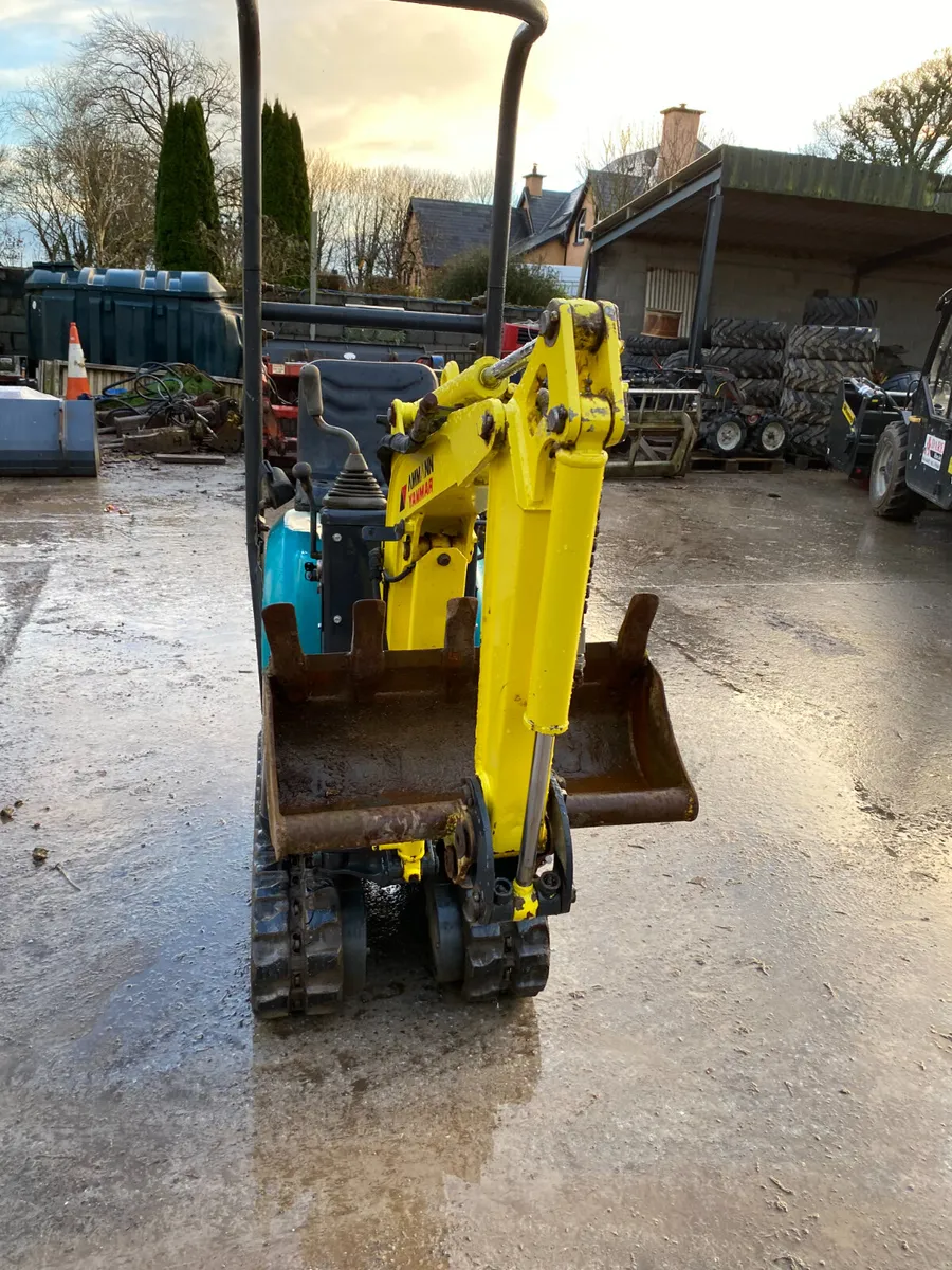 Yanmar SV05 Micro Excavator For Sale - Image 4