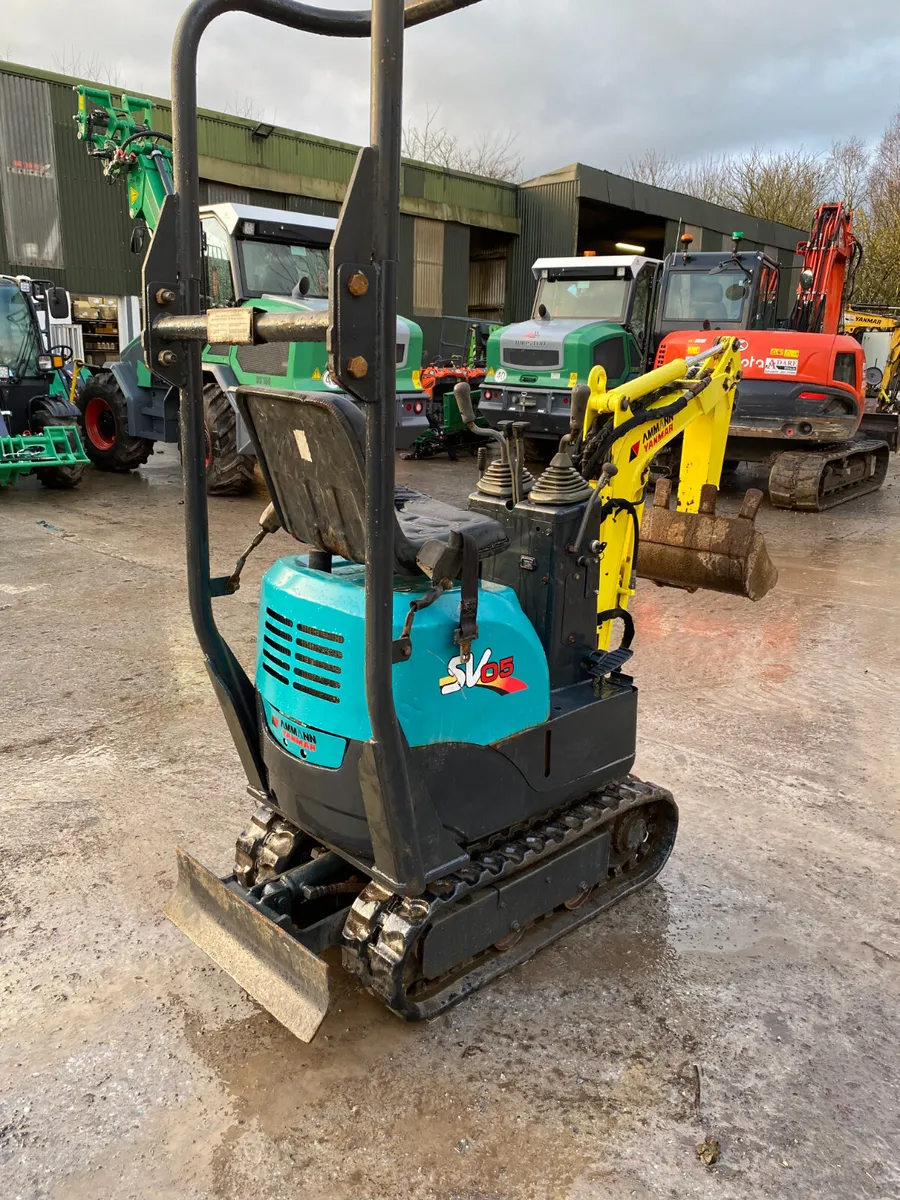 Yanmar SV05 Micro Excavator For Sale - Image 3