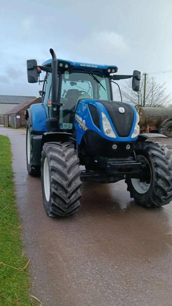 New Holland T7.175 - Image 2