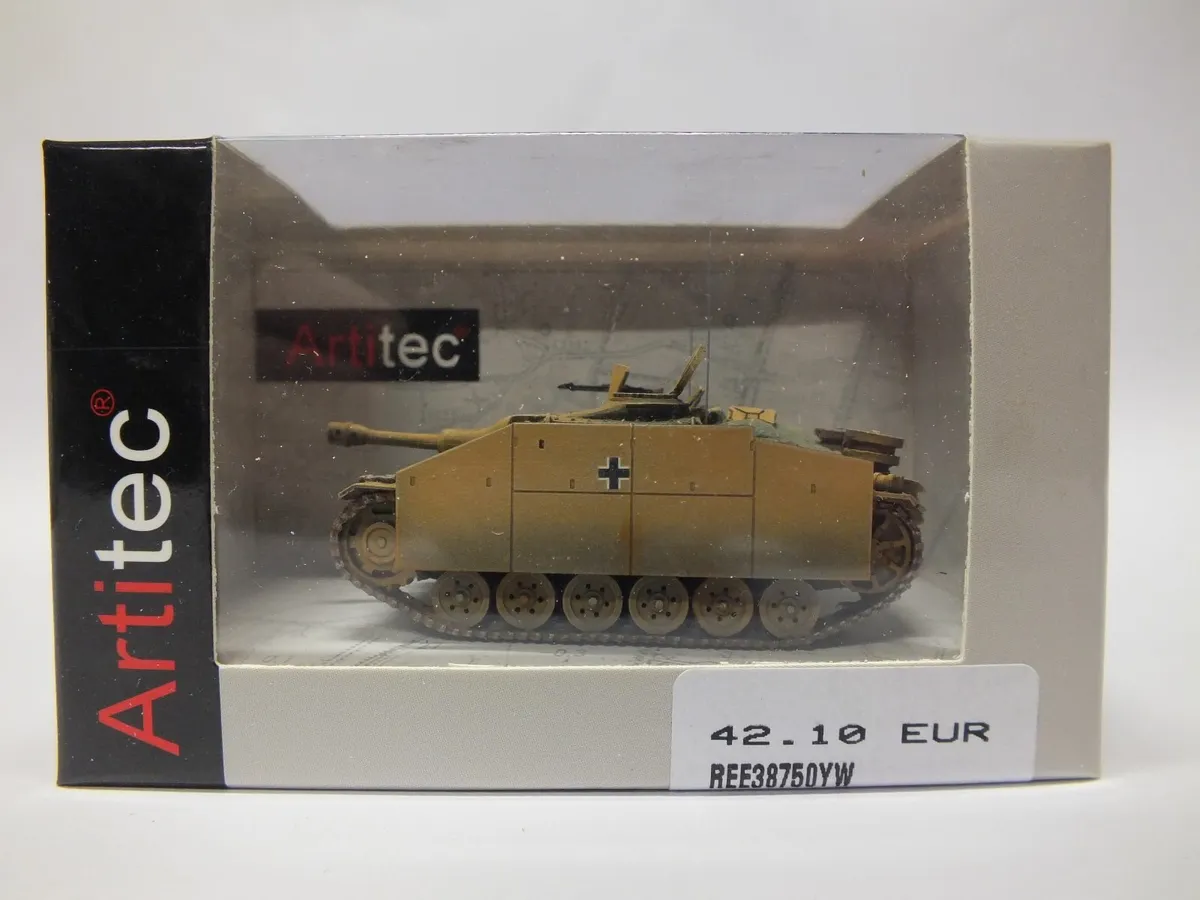 Military Models - Image 1