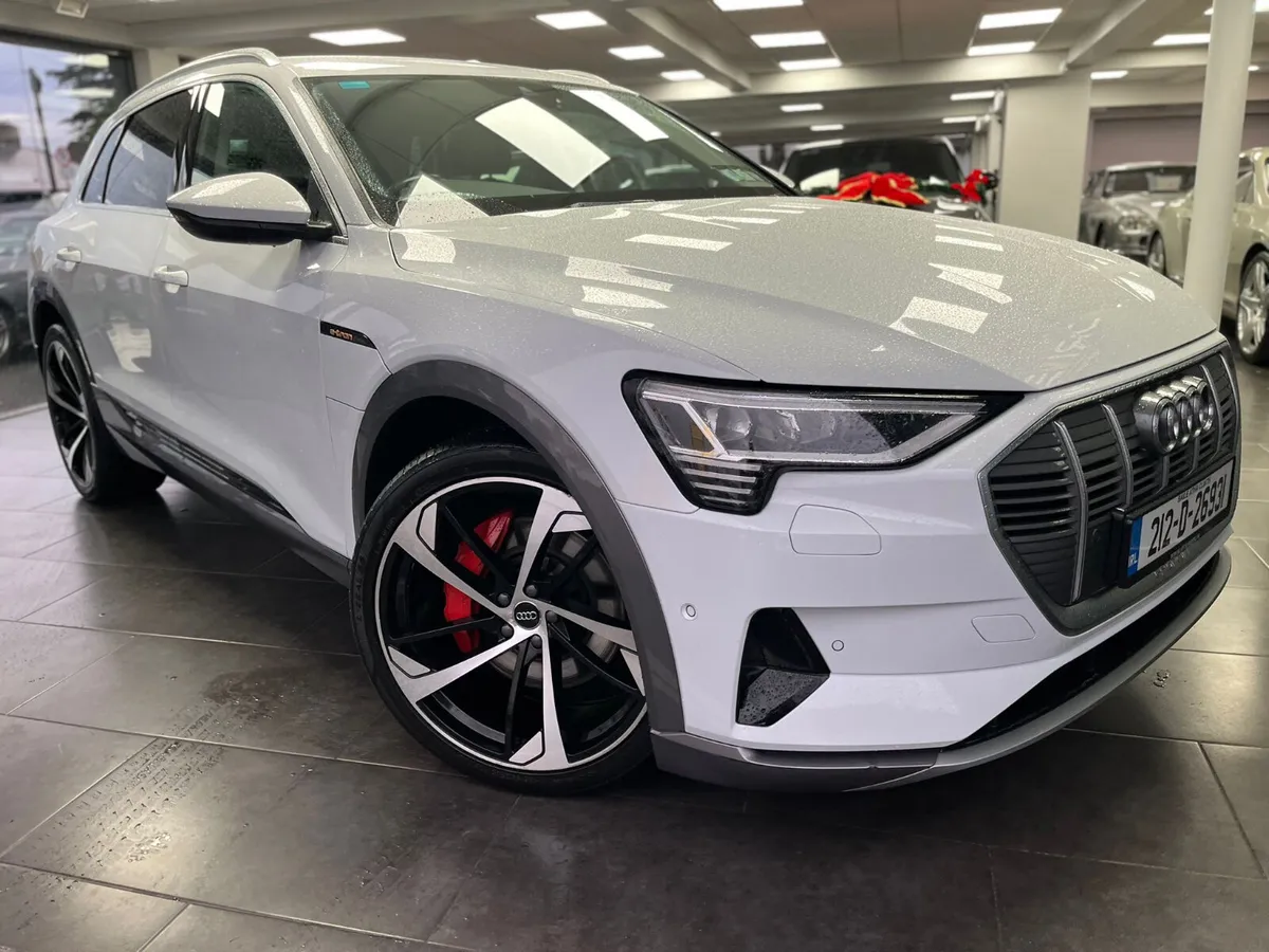 Audi e-tron 2021 50  Quattro S-Line - Image 4