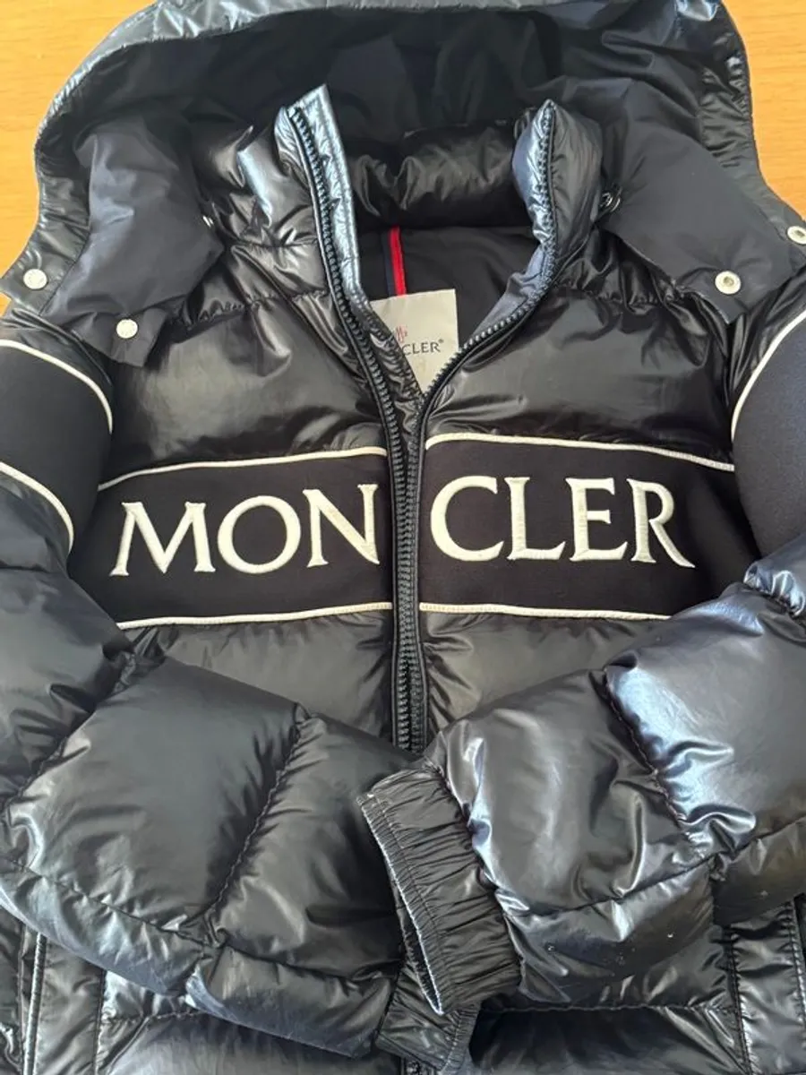 Boys  moncler coat - Image 2