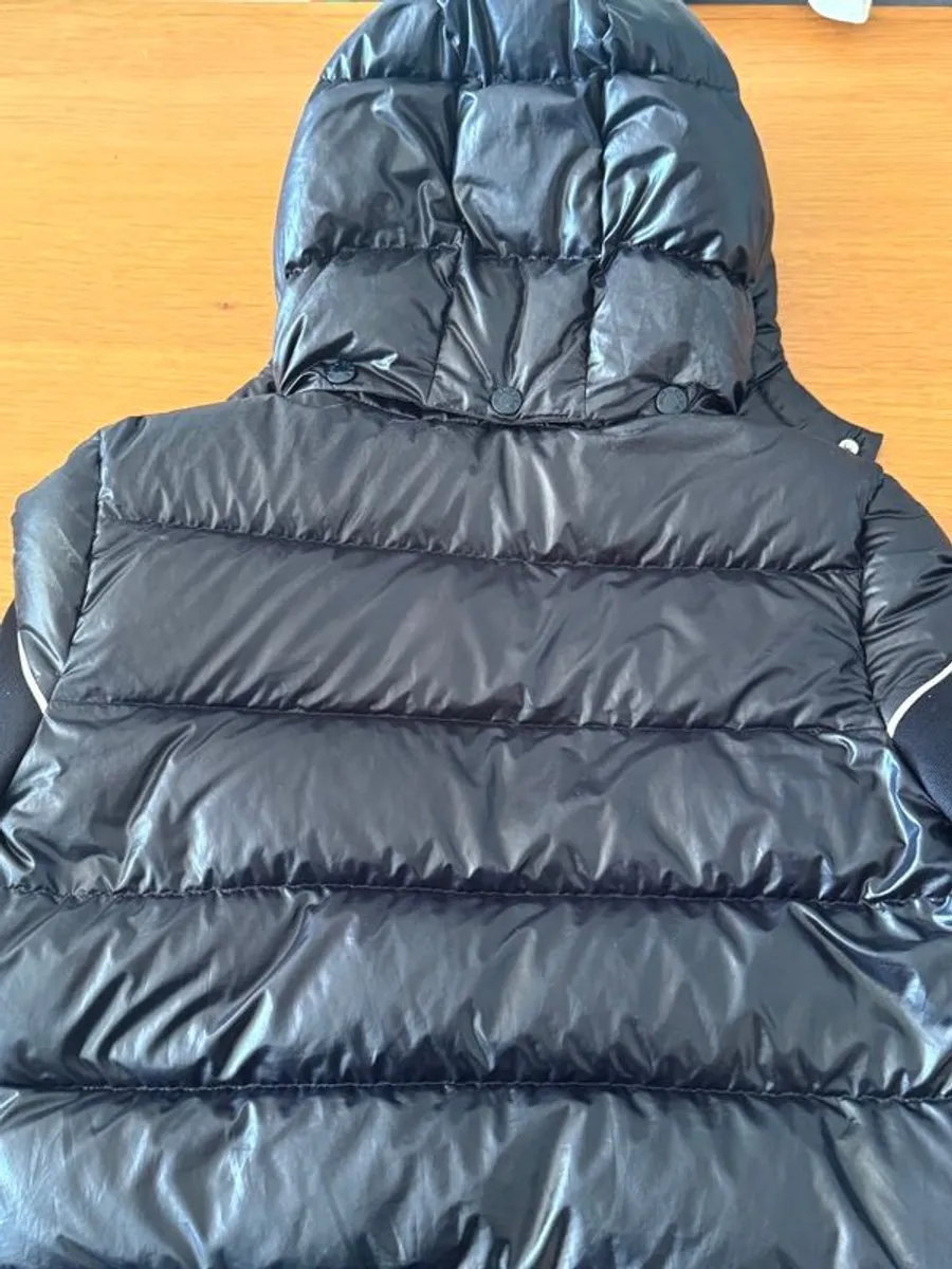 Boys  moncler coat - Image 3