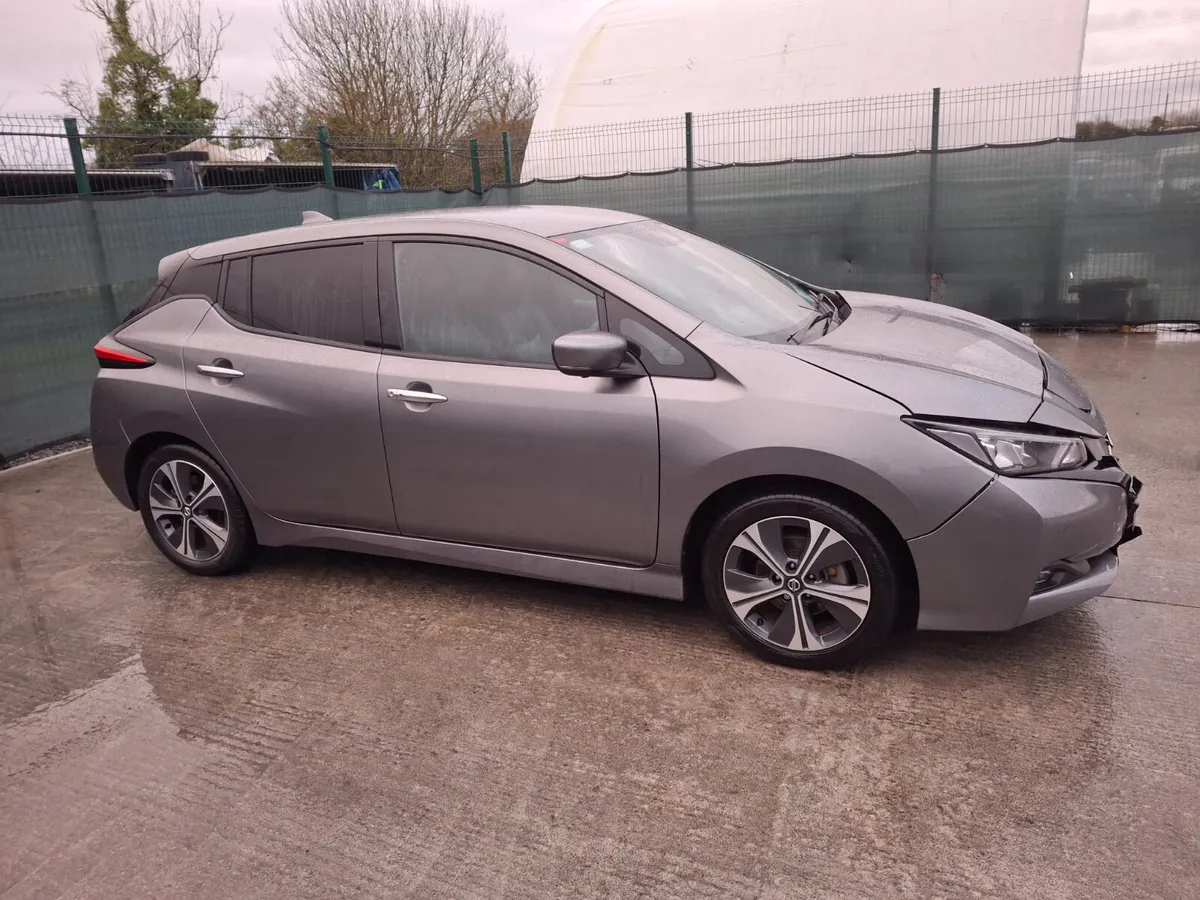 212 Nissan Leaf Ev Automatic - Image 1