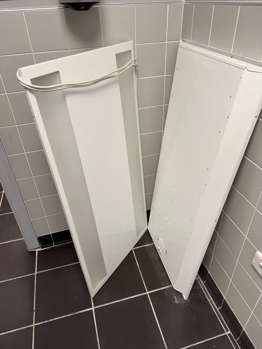 LED light fitting. For suspended ceiling - Image 1