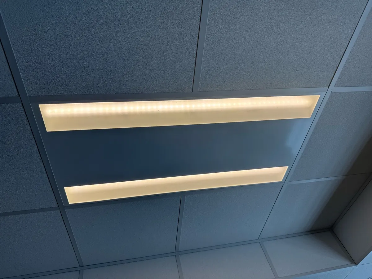 LED light fitting. For suspended ceiling - Image 2