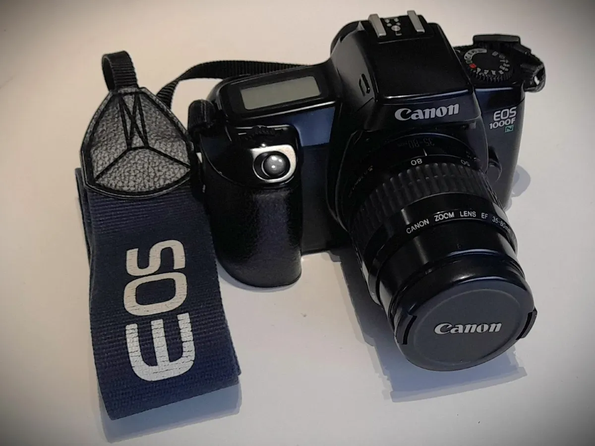 Canon EOS 1000FN with Canon EF 35-80mm Zoom Lens - Image 2