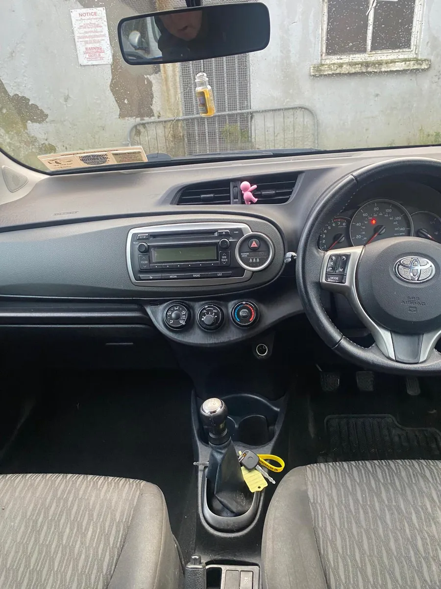 Toyota Yaris Ideal starter car - Image 2