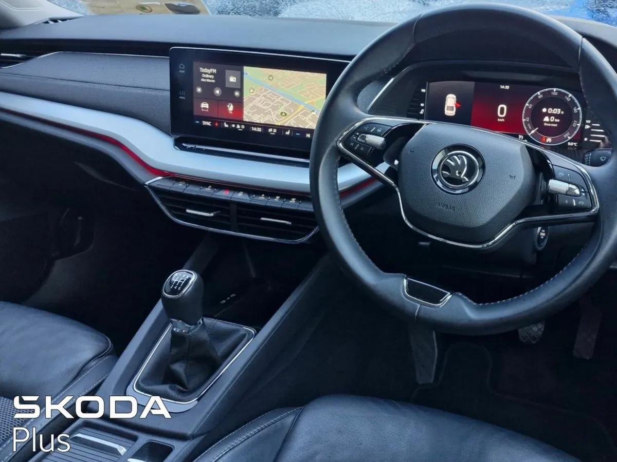 Skoda Octavia (1) Edition 30 2.0TDI 115HP - Image 2