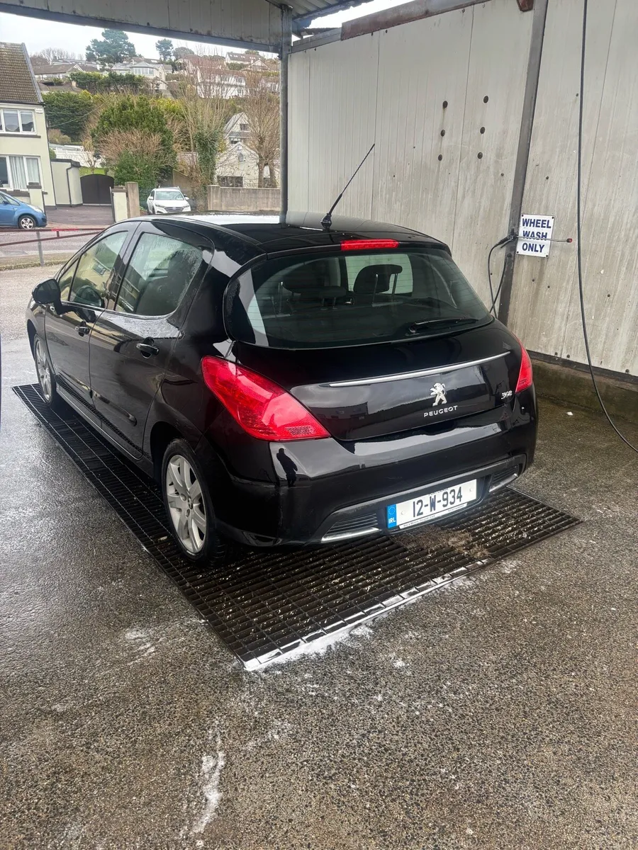 Peugeto 308 - Image 4