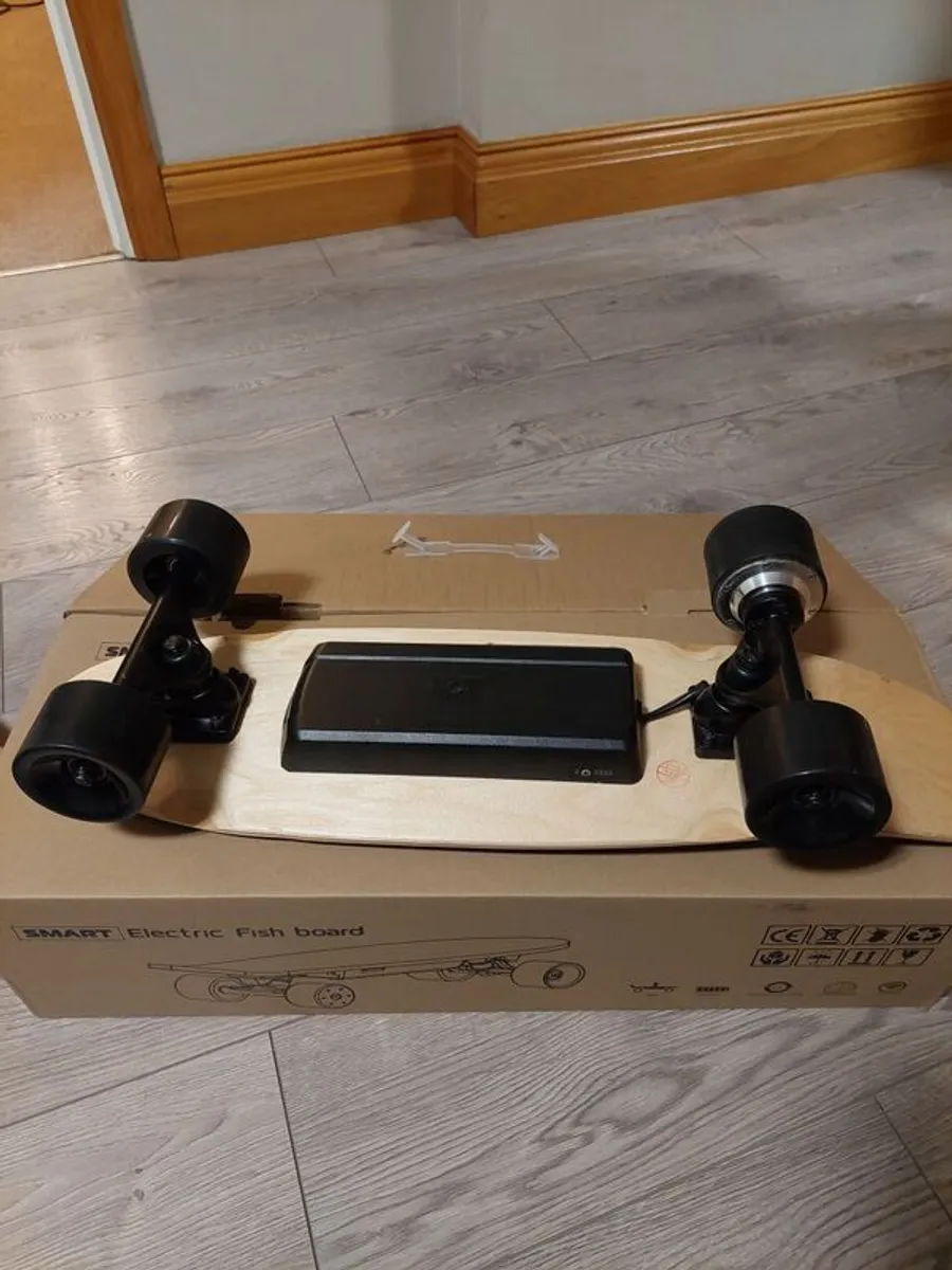 Electric skateboard - Image 2