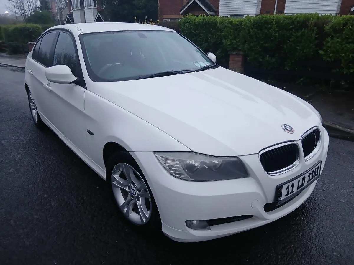 2011 BMW 3-Series 👉Nct &Taxed👈 - Image 3