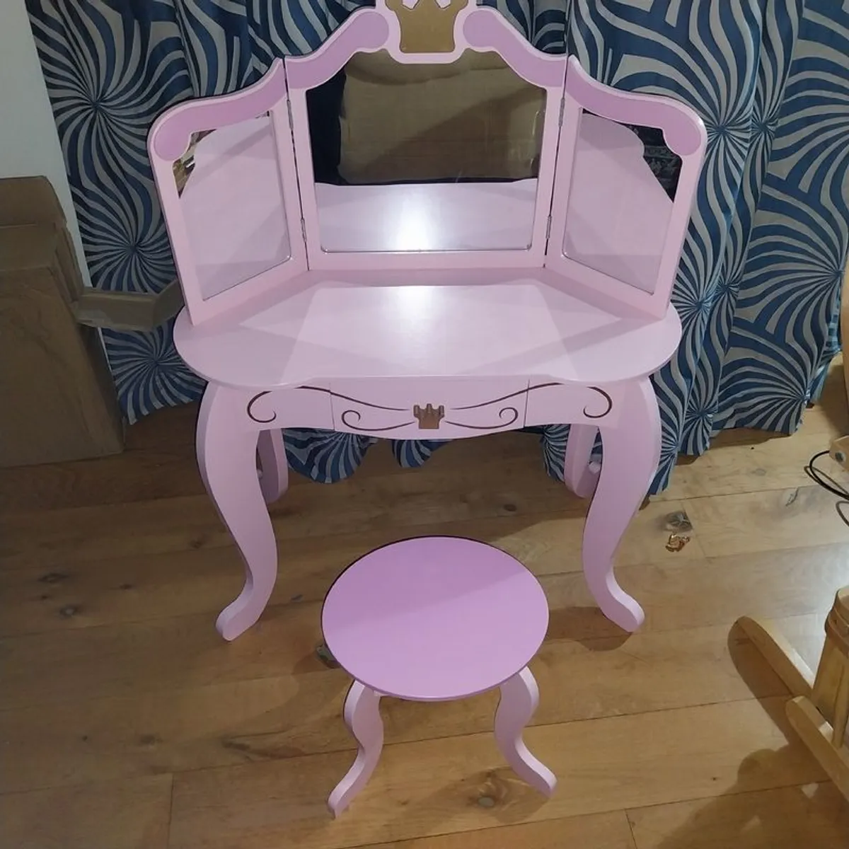 Pink Dressing Table with Tri-Folding Removable Mirror and Stool | Vanity Unit - Image 1