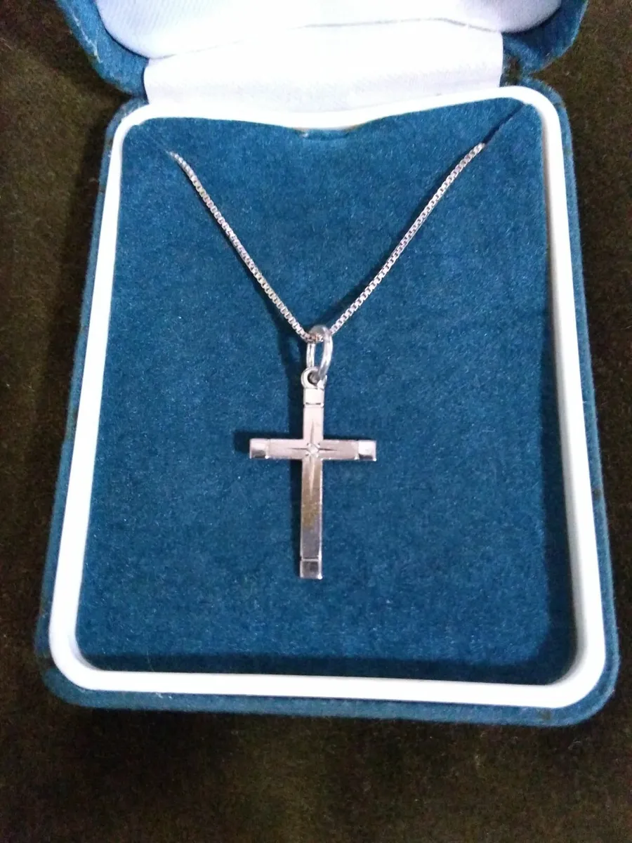 Vintage 925 Silver & Diamond Cross Necklace - Image 1